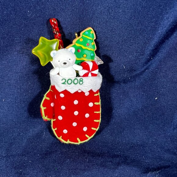 Hallmark Keepsake 2008 A Christmas Surprise Ornament With Bear In Red Polka Dot - Picture 3 of 4